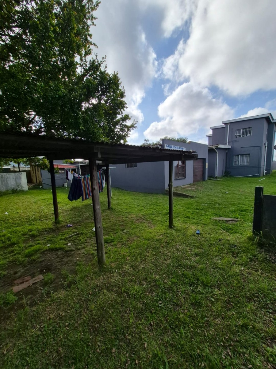 8 Bedroom Property for Sale in Amalinda Eastern Cape